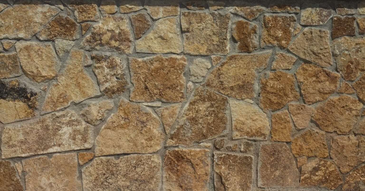 Piedra Rústica Natural para Fachadas y Suelos | Rustipiedra